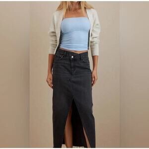 American Eagle 90’s High Rise Denim Maxi Skirt